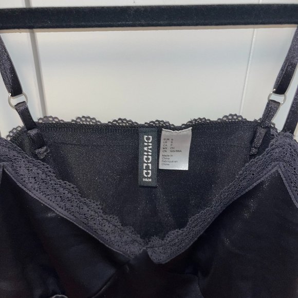 Satin Cropped Cami - Picture 4 of 4